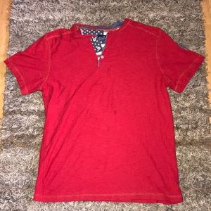 A t shirt with 3 buttons